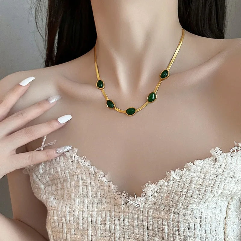 Verdant Glow Necklace