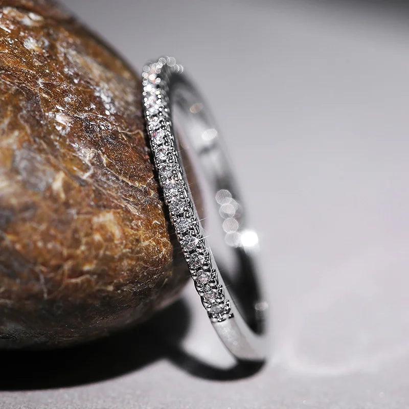 Luna Thin Ring