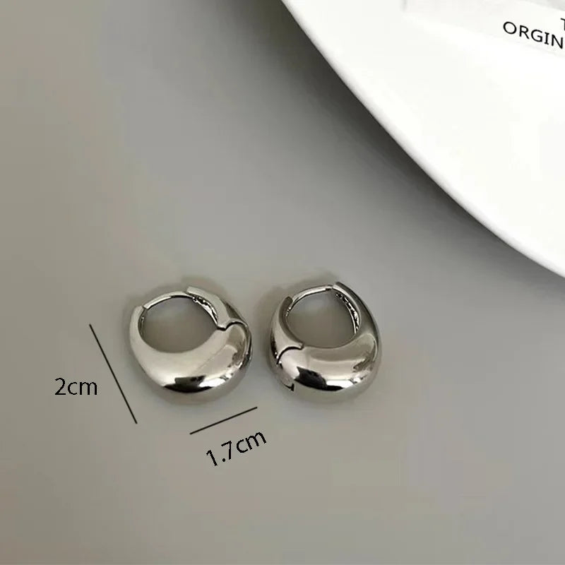 Classic Chunky Hoops