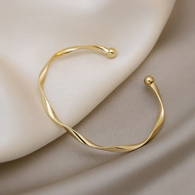 Golden Twist Cuff