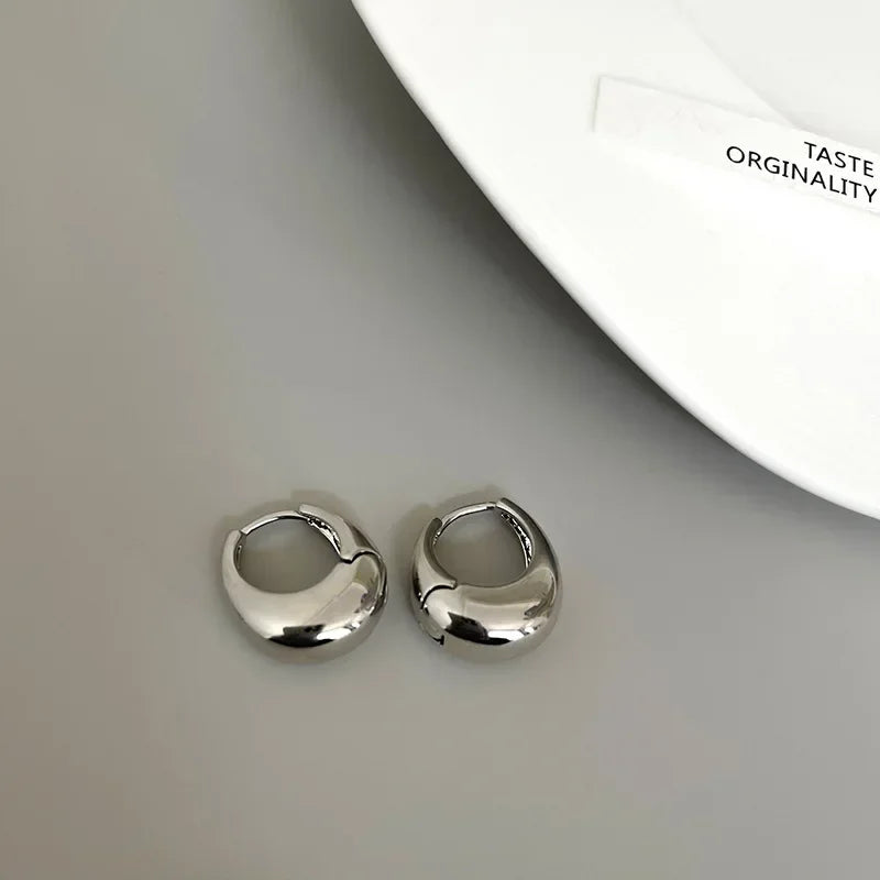 Classic Chunky Hoops