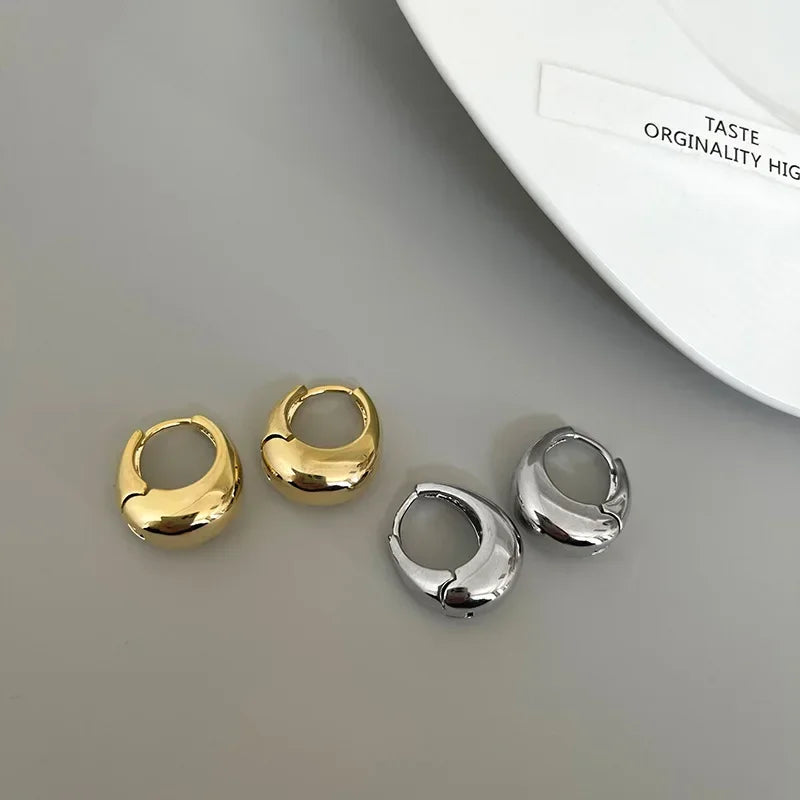 Classic Chunky Hoops