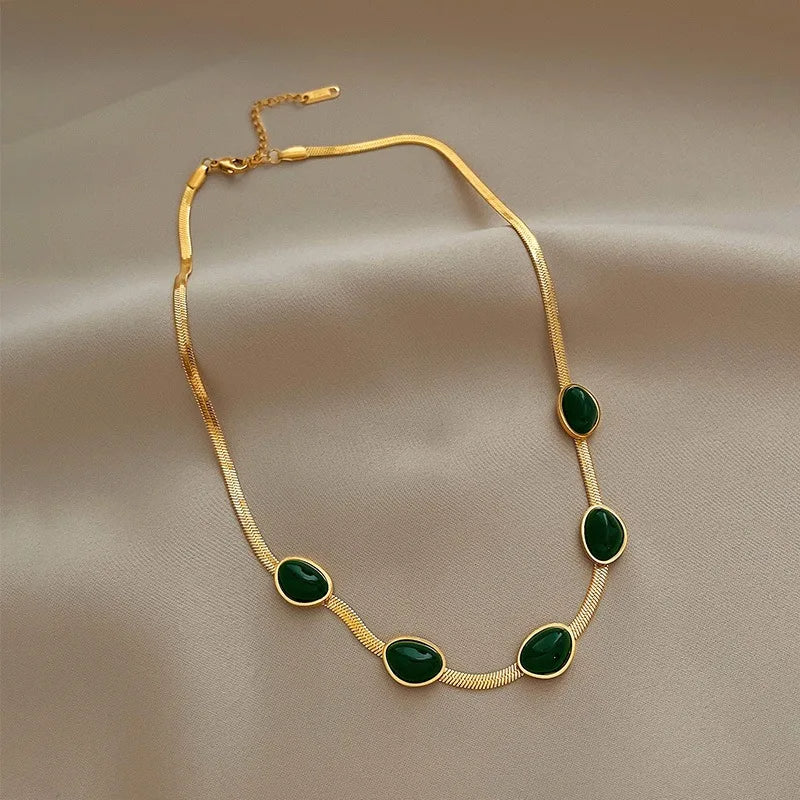Verdant Glow Necklace